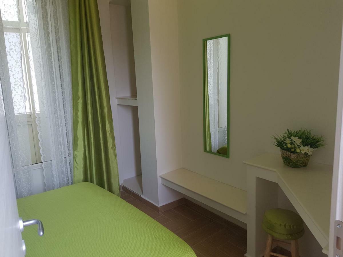Holiday In Home | Le Ciminiere Catania Bagian luar foto