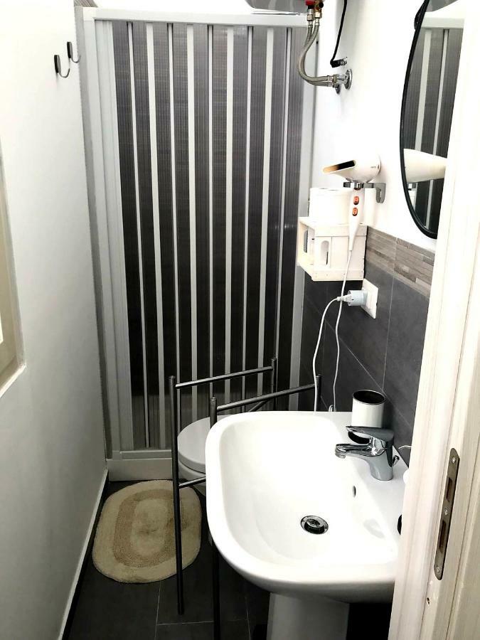 Holiday In Home | Le Ciminiere Catania Bagian luar foto